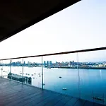 Waterfront- London Greenwich O2 Arena 2 Bed Flat