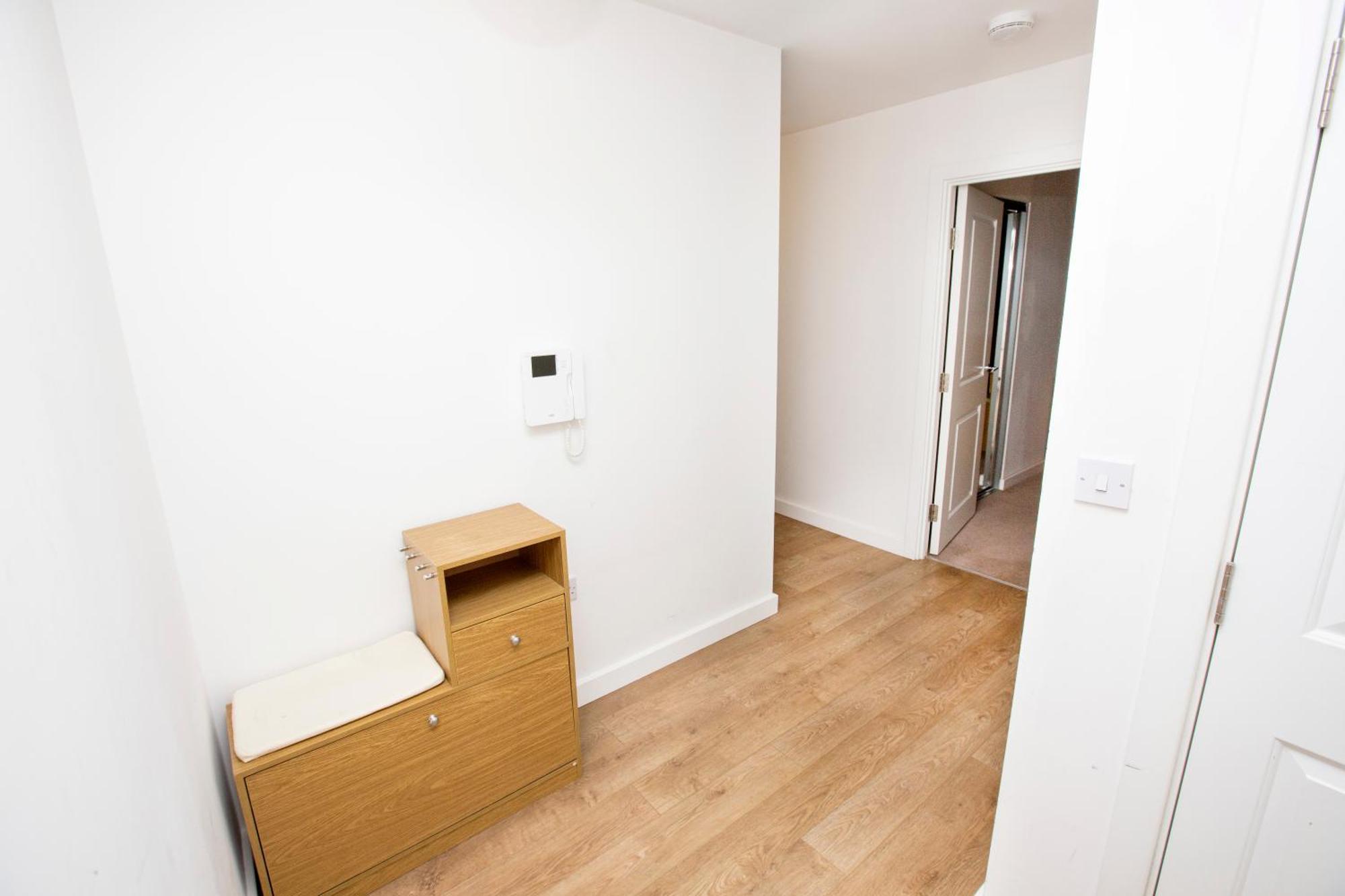 Waterfront- Greenwich O2 Arena 2 Bed Flat * Londra
